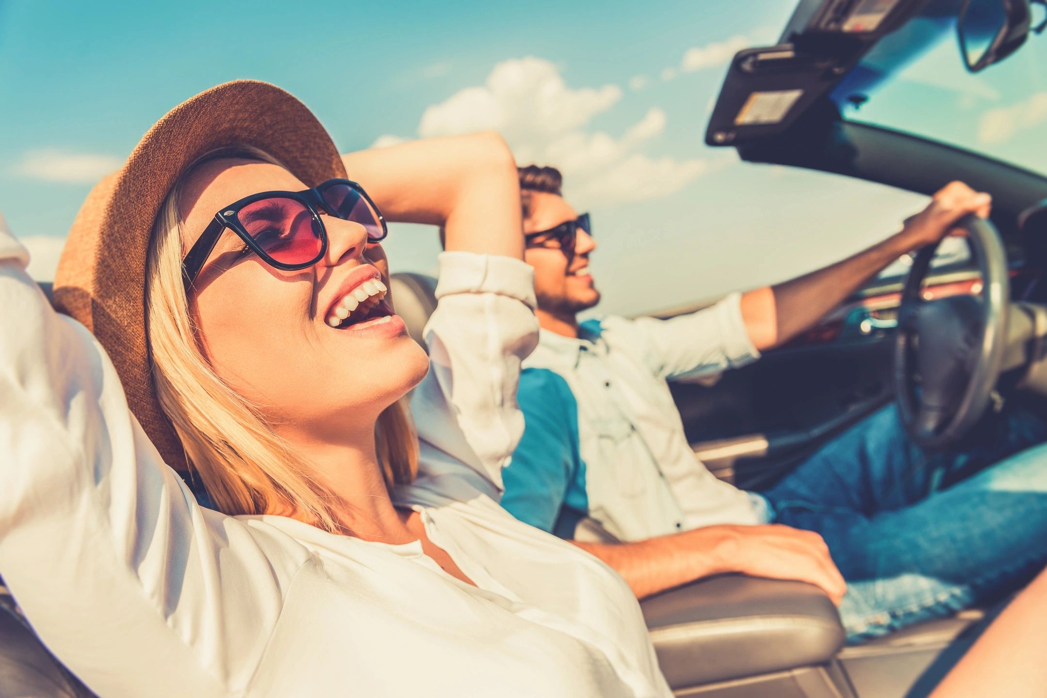 Why Renting a Car is the Best Way to Explore UAE DUBAI